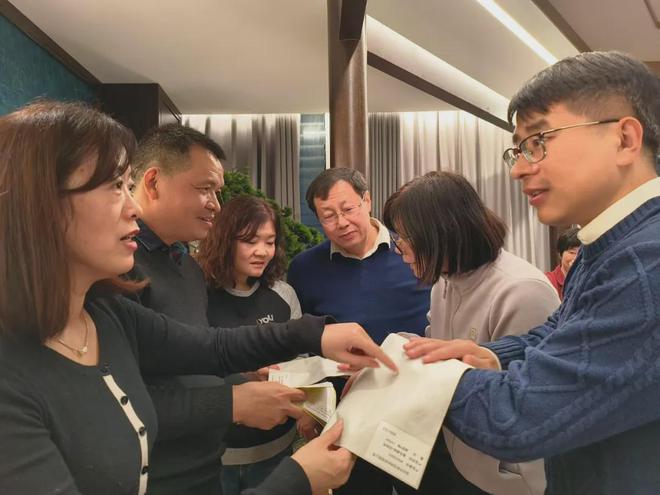 冀粤沪三地产学研纺织人再聚首QMH球盟会为了这种新型面料(图3)