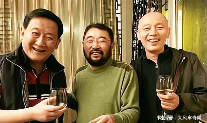 是北大高材生女儿和侄女长得很像梁天现状：66岁微微发福儿子(图15)