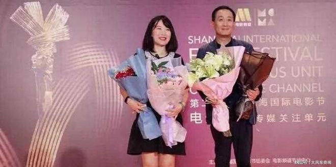 是北大高材生女儿和侄女长得很像梁天现状：66岁微微发福儿子(图21)